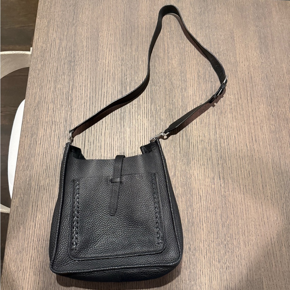 Rebecca Minkoff black leather purse in perfect condition
